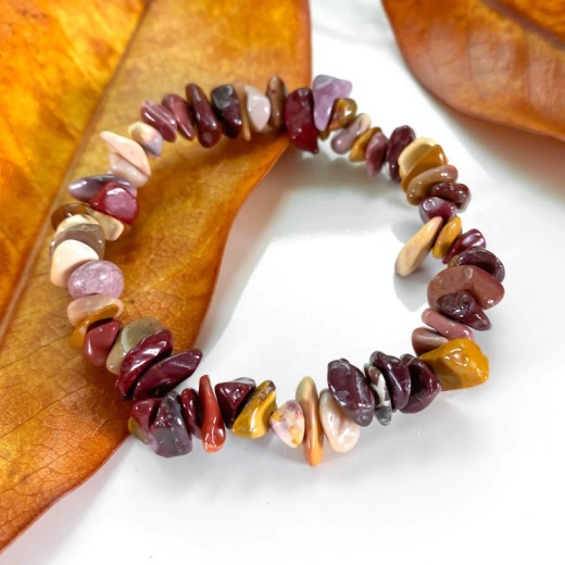 Stretchable Chips Stone Bracelet : Mookaite