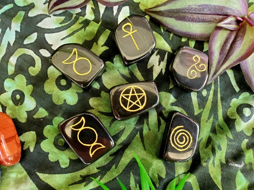 Wicca Symbol Set of Six with Pentagram Bag