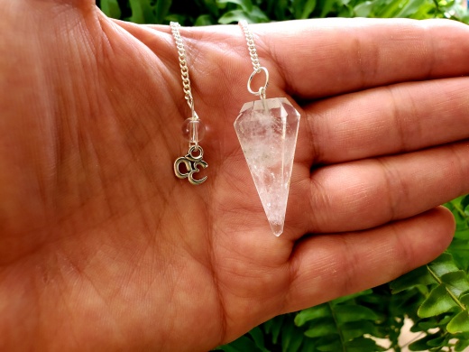 Om Sign Pendulum 45-50 Mm Crystal Quartz
