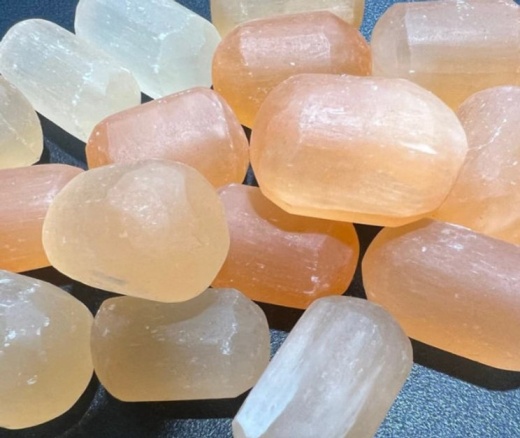 Tumbled Pebbles Stone - Orange Selenite
