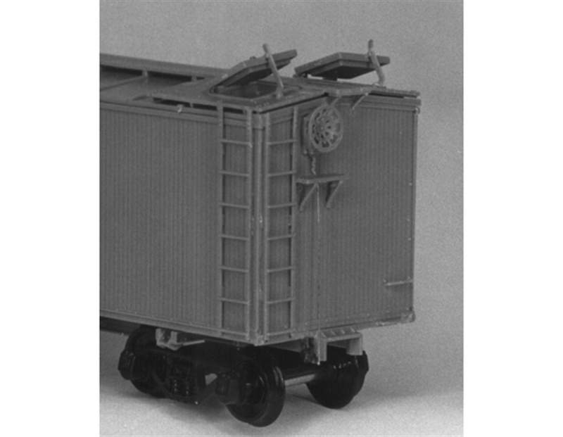 Tichy Train Group Pacific Fruit Express (Pfe) Wood Reefer Kit, Ho Scale