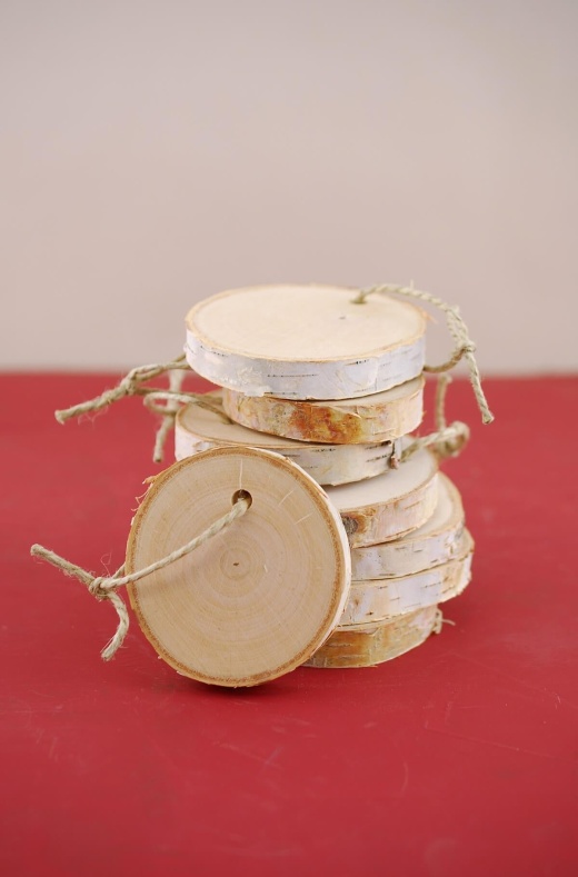 Birch Round Hanging Tags Natural (Pack Of 8)